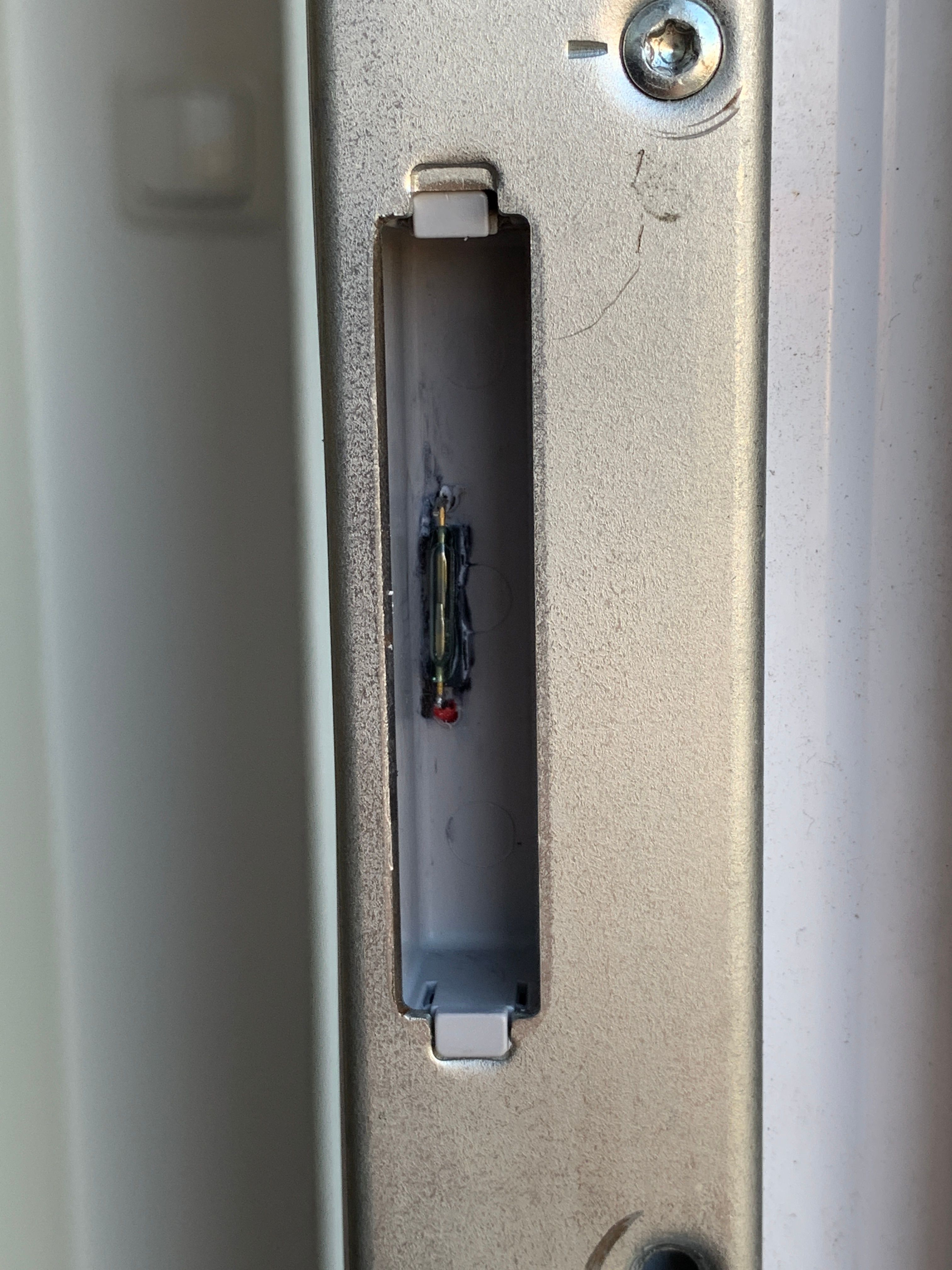 Haustürschloss für 10,- überwachen