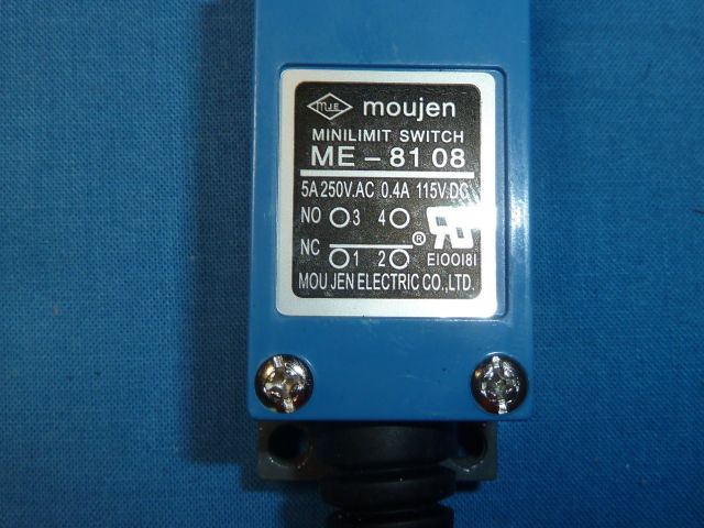 Rollenkipphebelschalter-Moujen-Switch-ME-8101-6x4-P1350738.JPG