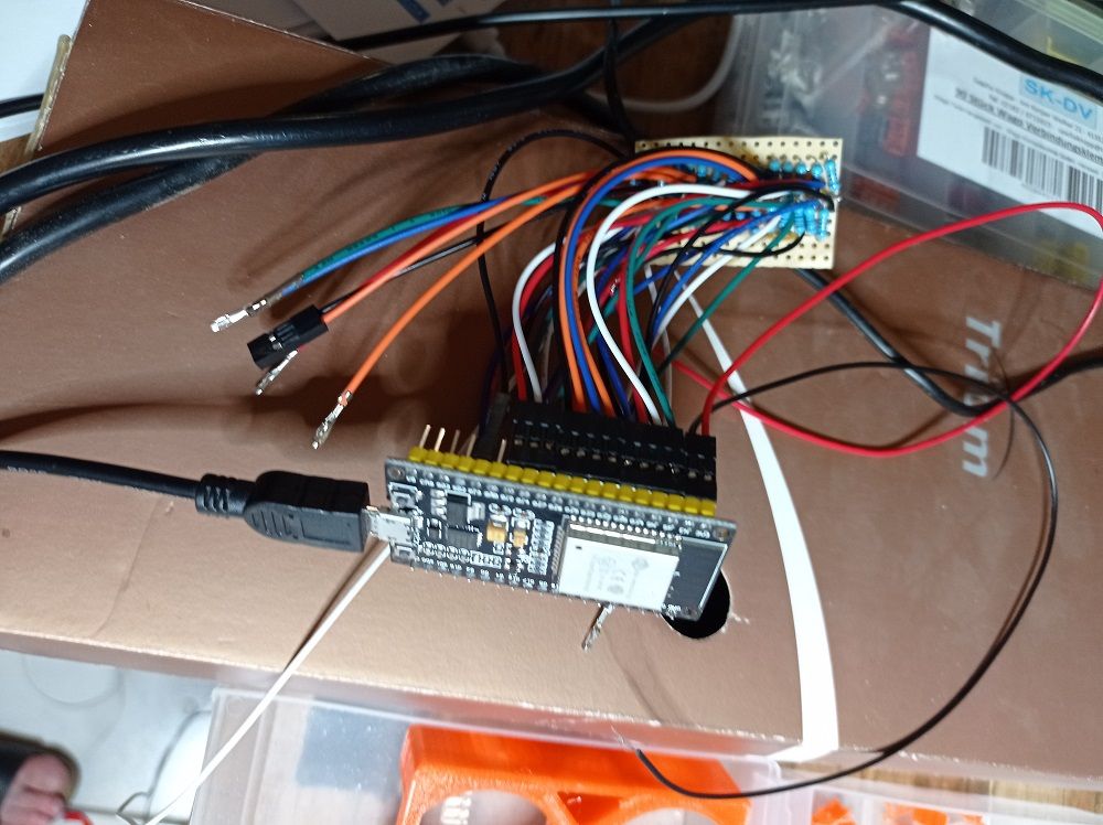 esp32_23s0counter.jpg