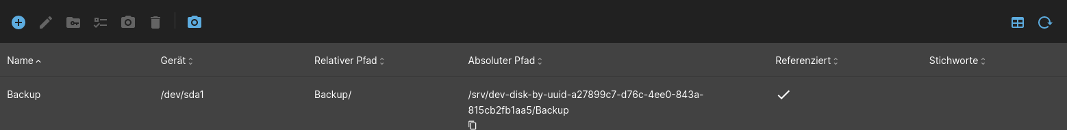 Screenshot 2023-12-10 at 18-00-41 raspberrypi - openmediavault Workbench.png