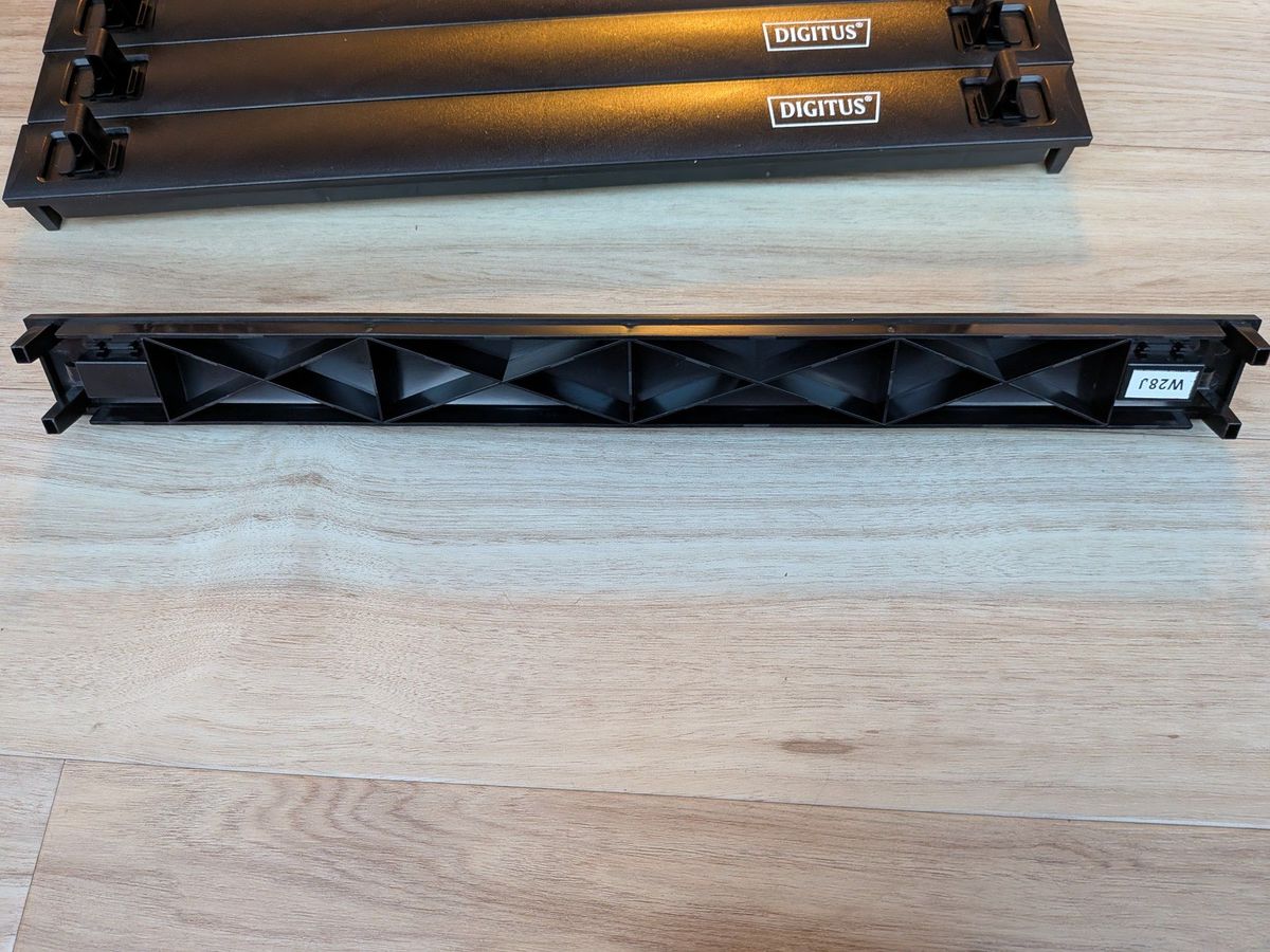 2025-10-16 18.03.50.jpg